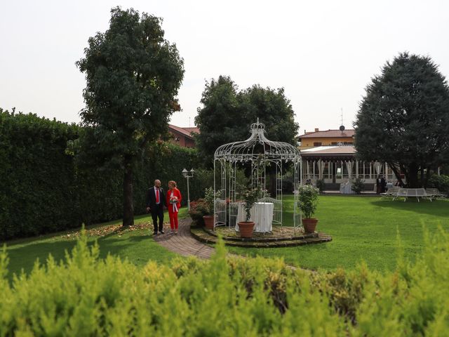 Il matrimonio di Cristina e Marco a Saronno, Varese 29