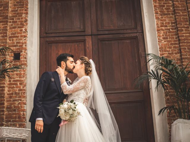 Il matrimonio di Vincenzo e Elisa a Robecco d&apos;Oglio, Cremona 30