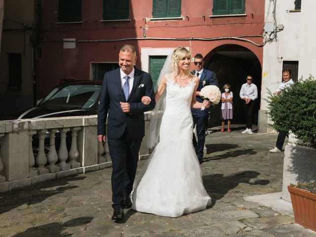 Il matrimonio di Daniele e Letizia a Castelnuovo Magra, La Spezia 16