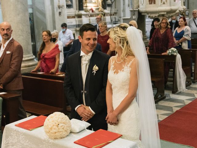 Il matrimonio di Daniele e Letizia a Castelnuovo Magra, La Spezia 24