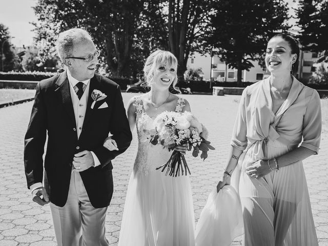 Il matrimonio di Mattia e Valeria a Merate, Lecco 26
