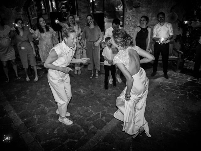Il matrimonio di Linda e Nina a Castelfiorentino, Firenze 40