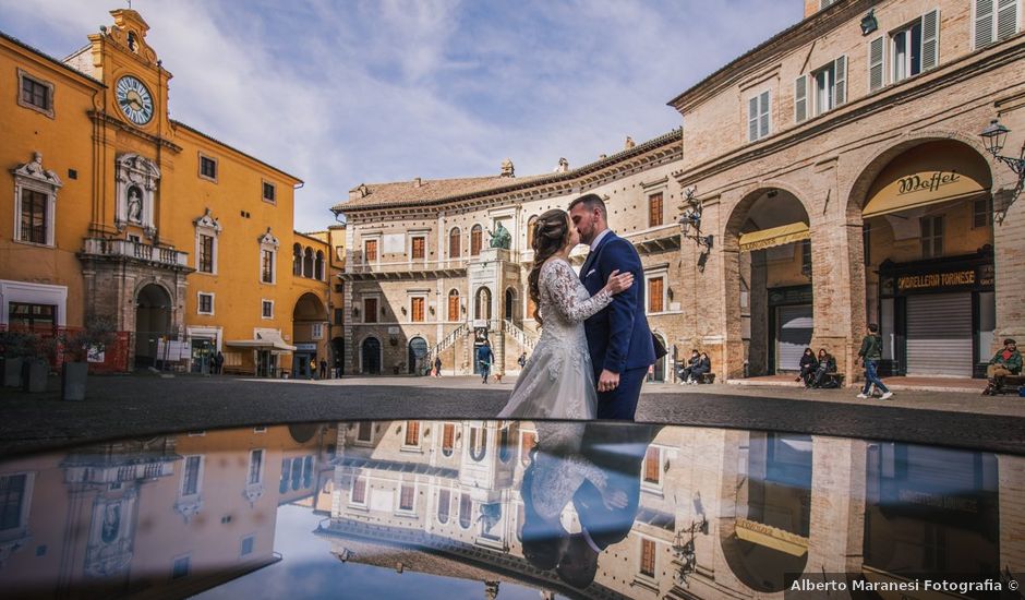 Il matrimonio di Fabiola e Christian a Porto San Giorgio, Fermo