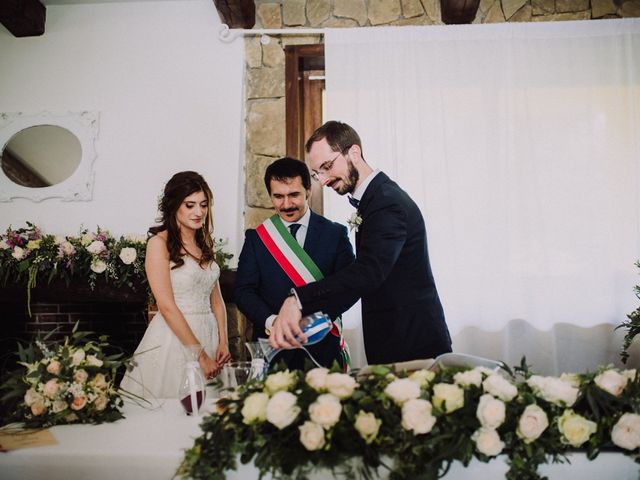 Il matrimonio di Vittorio e Sabrina a Teano, Caserta 20