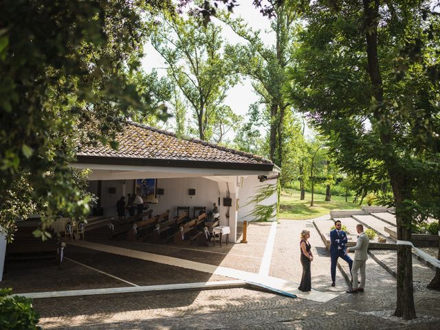 Il matrimonio di Dennis e Angelina a Albarella, Rovigo 10