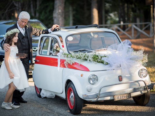 Il matrimonio di Rosamaria e Giuseppe a Rossano, Cosenza 20