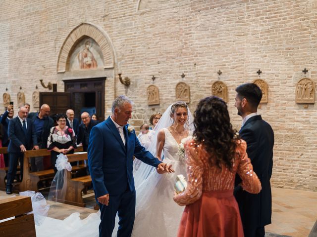 Il matrimonio di Lucia e Simone a Macerata, Macerata 25