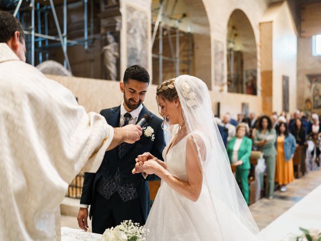 Il matrimonio di Lucia e Simone a Macerata, Macerata 33