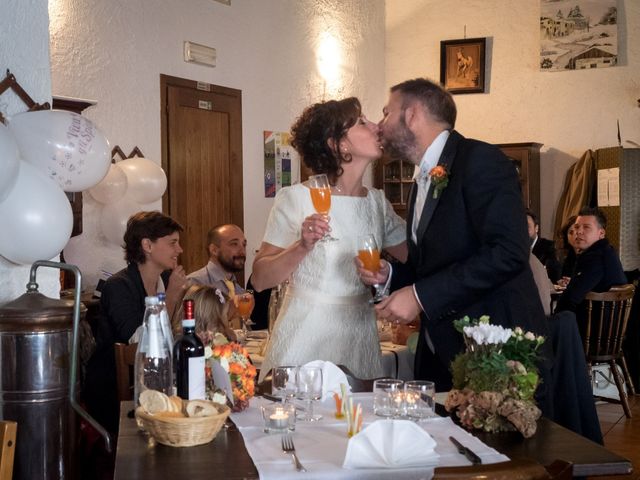 Il matrimonio di Guido e Anna a Cantù, Como 30