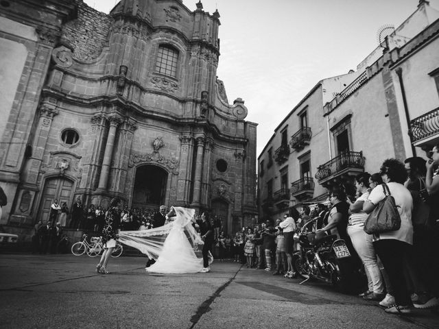 Il matrimonio di Vito e Elisabetta a Regalbuto, Enna 18