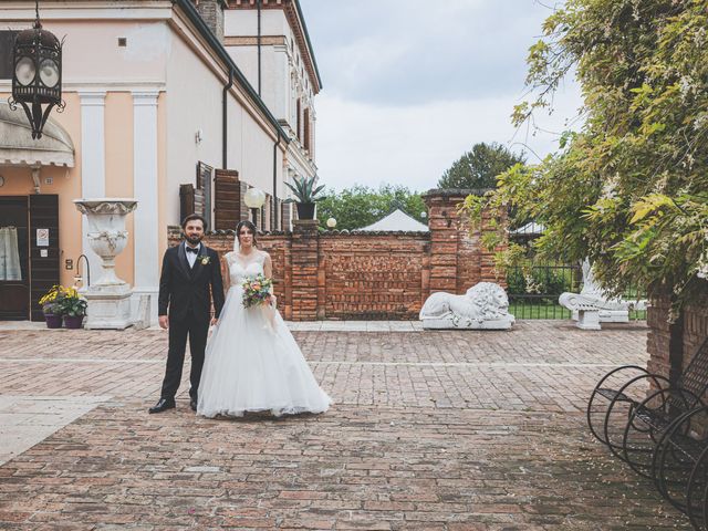 Il matrimonio di Vulnet e Enisa a Roncoferraro, Mantova 9