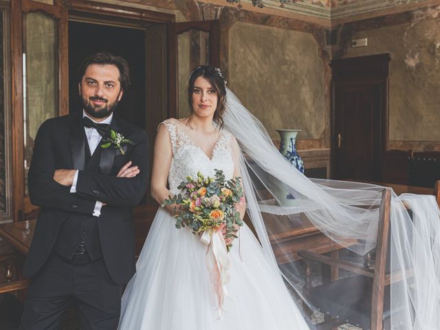 Il matrimonio di Vulnet e Enisa a Roncoferraro, Mantova 24