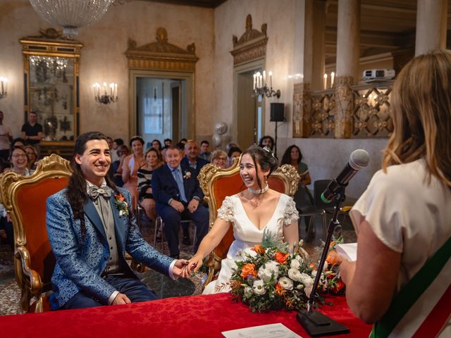 Il matrimonio di Roberto e Valentina a Ferrara, Ferrara 17