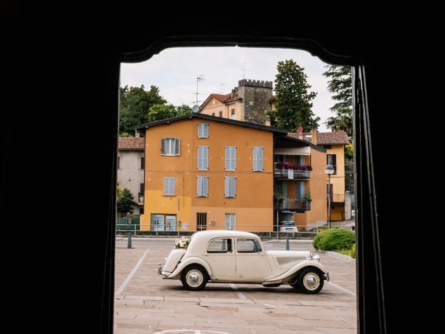 Il matrimonio di Mattia e Federica a Santa Maria Hoè, Lecco 31