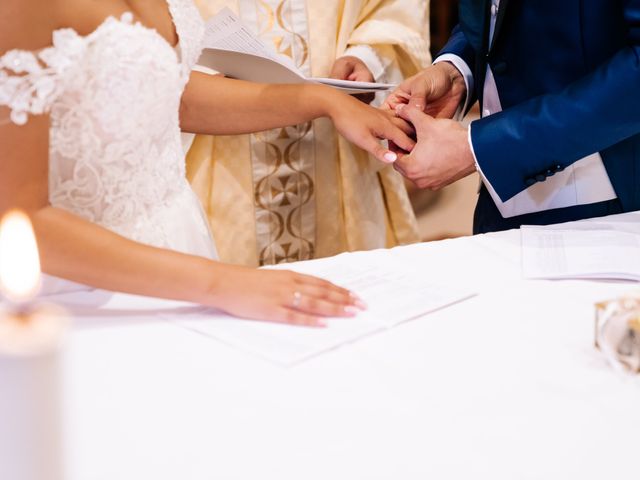 Il matrimonio di Mattia e Federica a Santa Maria Hoè, Lecco 32