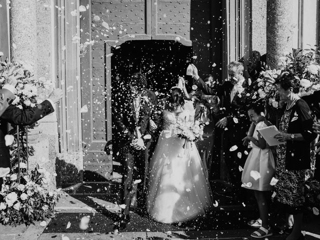 Il matrimonio di Mattia e Federica a Santa Maria Hoè, Lecco 35
