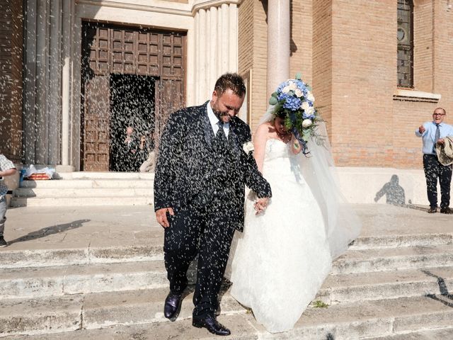 Il matrimonio di Veronica e Alessandro a Anzio, Roma 28