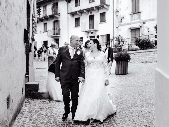 Il matrimonio di Fabio e Gina a Viganella, Verbania 17