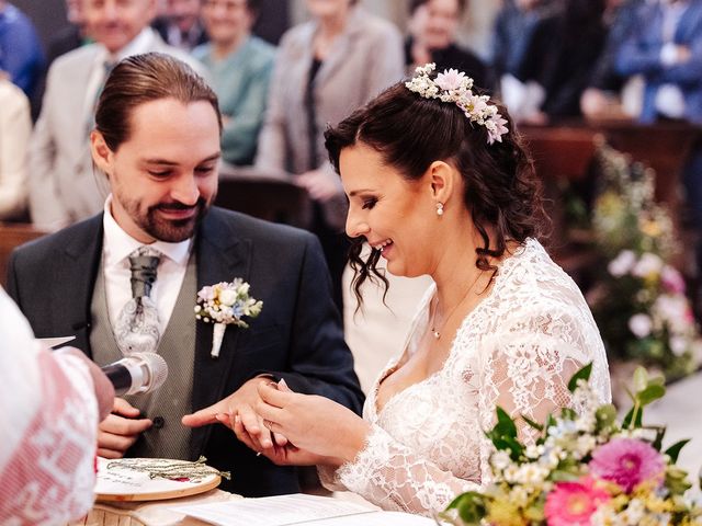 Il matrimonio di Fabio e Gina a Viganella, Verbania 36
