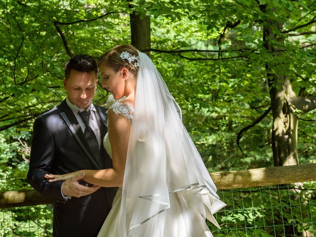Il matrimonio di Andrea e Simona a Gaggiano, Milano 88