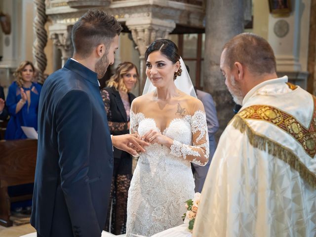 Il matrimonio di Enrico e Veronica a Terracina, Latina 17