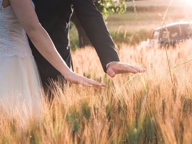 Il matrimonio di Valerio e Alessandra a Genga, Ancona 17
