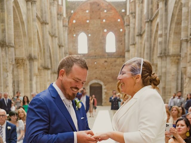 Il matrimonio di Cristina e Giulio a Radicondoli, Siena 28