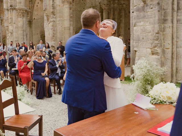 Il matrimonio di Cristina e Giulio a Radicondoli, Siena 35