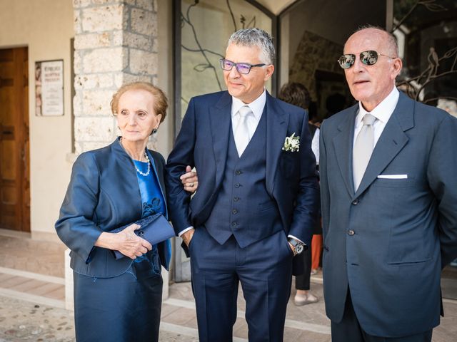 Il matrimonio di Angela e Maurizio a Greccio, Rieti 17
