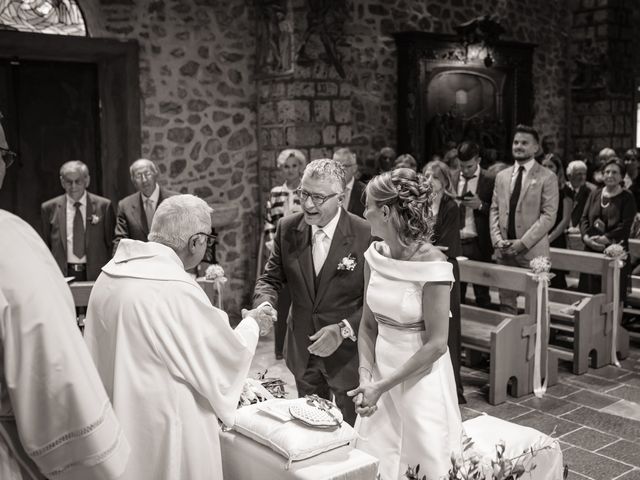 Il matrimonio di Angela e Maurizio a Greccio, Rieti 23