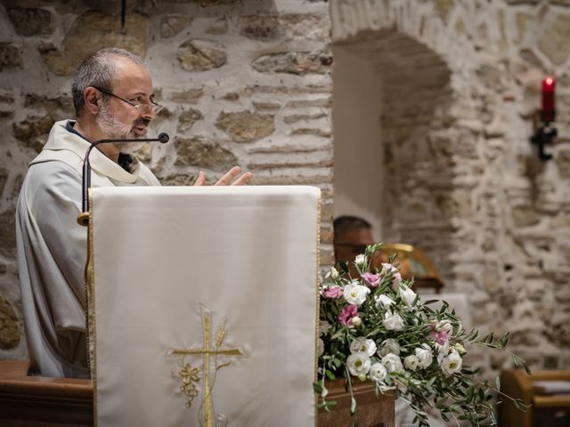 Il matrimonio di Angela e Maurizio a Greccio, Rieti 26