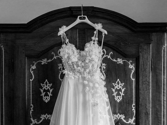 Il matrimonio di Alessandro e Rosalinda a Comignago, Novara 4