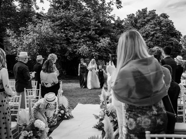 Il matrimonio di Alessandro e Rosalinda a Comignago, Novara 30
