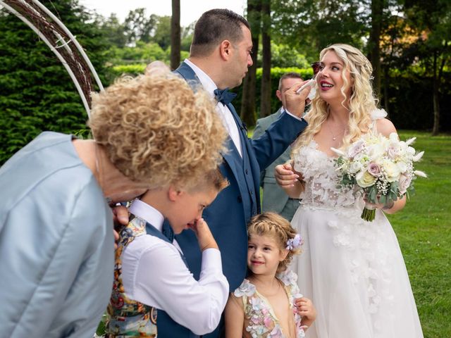 Il matrimonio di Alessandro e Rosalinda a Comignago, Novara 32