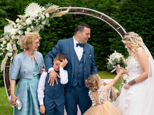 Il matrimonio di Alessandro e Rosalinda a Comignago, Novara 33