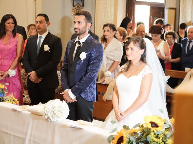 Il matrimonio di Davide e Romina a Ponte Buggianese, Pistoia 34