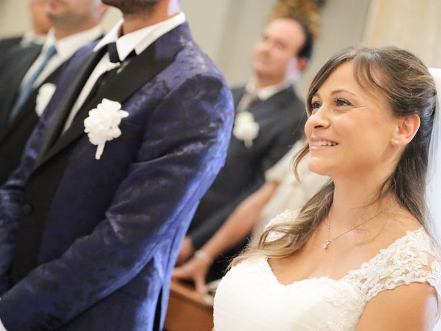 Il matrimonio di Davide e Romina a Ponte Buggianese, Pistoia 35