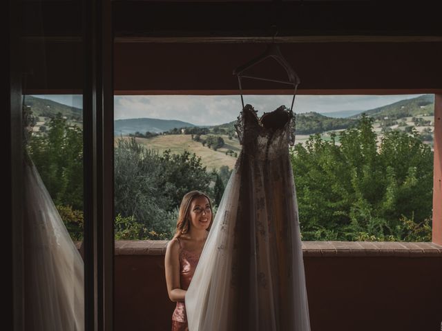Il matrimonio di Gloria e Michele a Fossombrone, Pesaro - Urbino 8