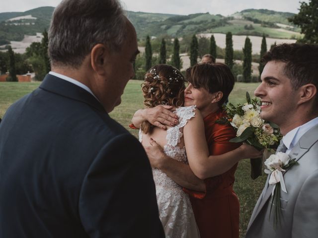 Il matrimonio di Gloria e Michele a Fossombrone, Pesaro - Urbino 42