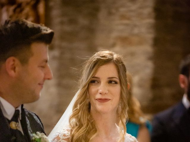 Il matrimonio di Michele e Chiara a Montecosaro, Macerata 12