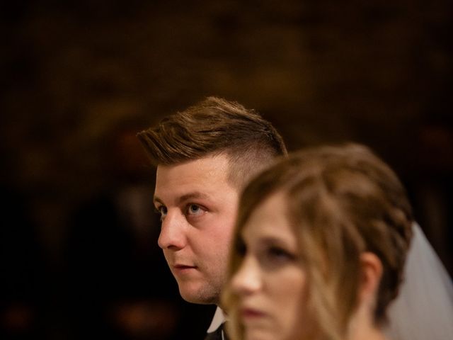Il matrimonio di Michele e Chiara a Montecosaro, Macerata 13