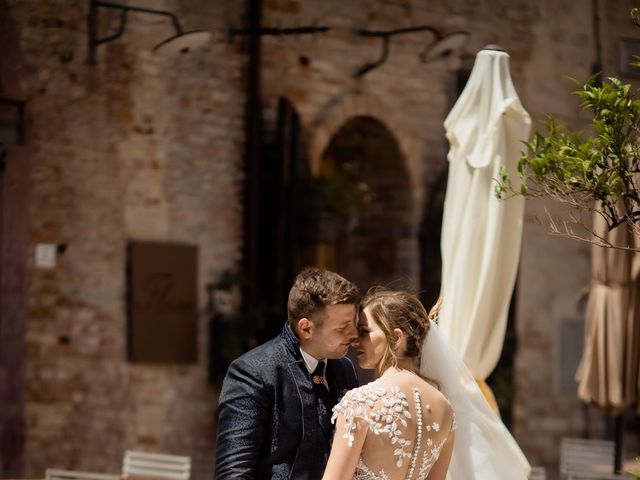 Il matrimonio di Michele e Chiara a Montecosaro, Macerata 22