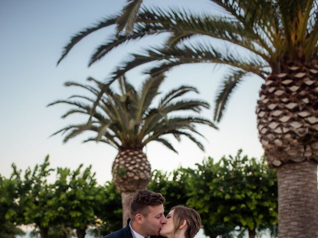Il matrimonio di Michele e Chiara a Montecosaro, Macerata 27