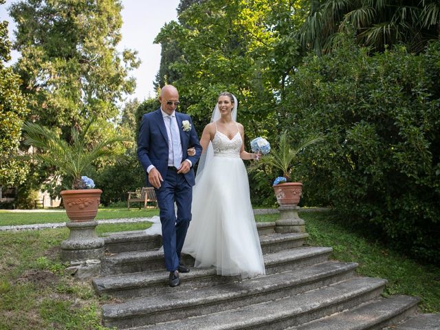 Il matrimonio di Stefano e Carlotta a Erba, Como 32