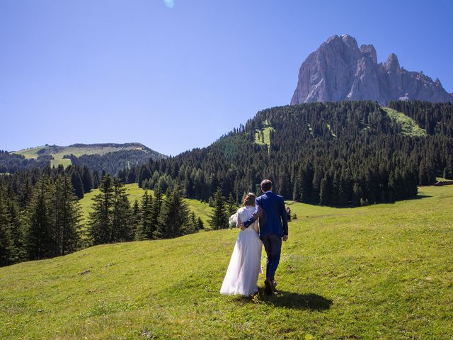 Il matrimonio di Evaldas e Indré a Santa Cristina Valgardena-St. Chris, Bolzano 6