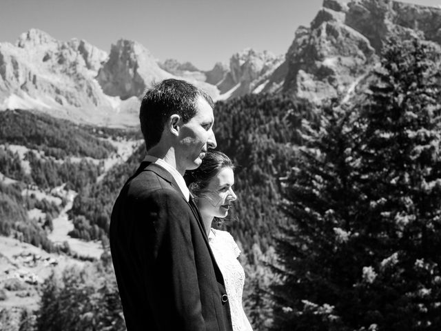 Il matrimonio di Evaldas e Indré a Santa Cristina Valgardena-St. Chris, Bolzano 10