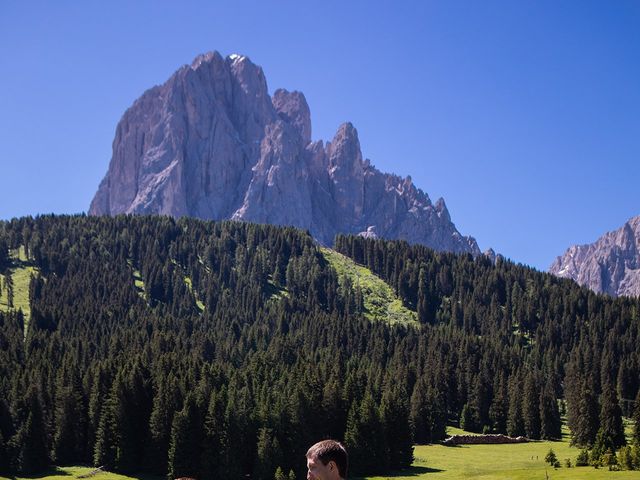 Il matrimonio di Evaldas e Indré a Santa Cristina Valgardena-St. Chris, Bolzano 11