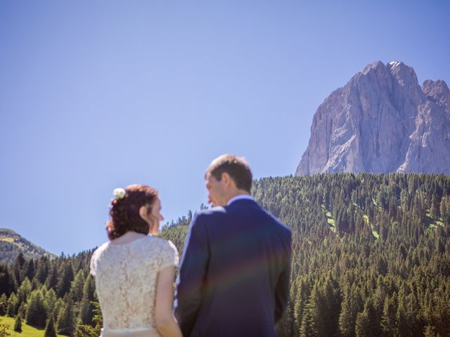 Il matrimonio di Evaldas e Indré a Santa Cristina Valgardena-St. Chris, Bolzano 16