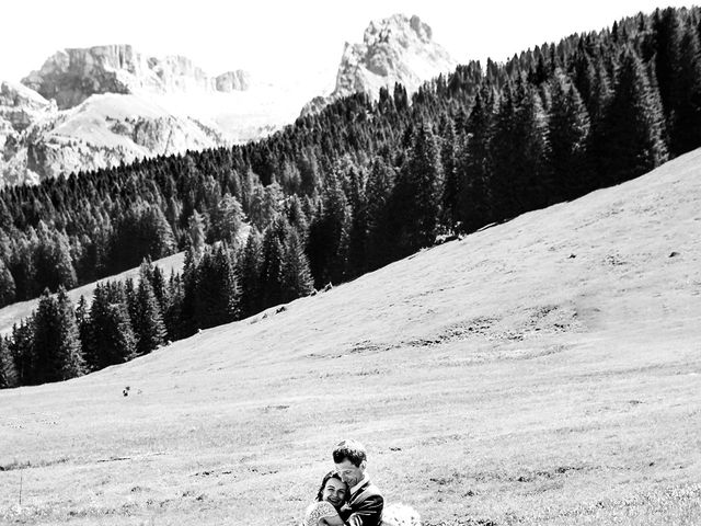 Il matrimonio di Evaldas e Indré a Santa Cristina Valgardena-St. Chris, Bolzano 24