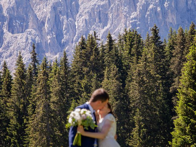 Il matrimonio di Evaldas e Indré a Santa Cristina Valgardena-St. Chris, Bolzano 26